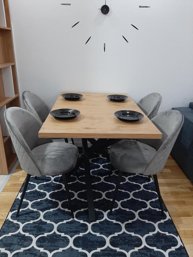 Apartman,,Kul"Life Lukavica Zewnętrze zdjęcie